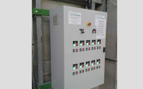 Electrical panel for belt conveyor chain